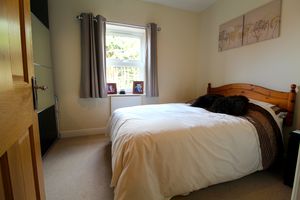 Bedroom- click for photo gallery